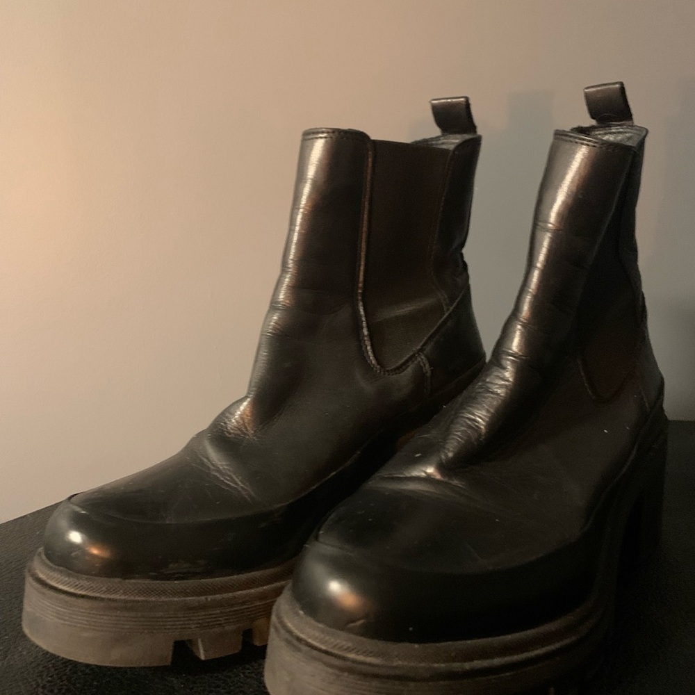 Miz Mooz Black Chunky-Heel Chelsea Boots